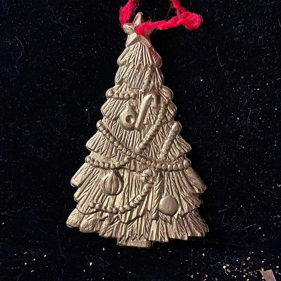 Vintage Gold Tone Tree Ornanent - Picture 2 of 4